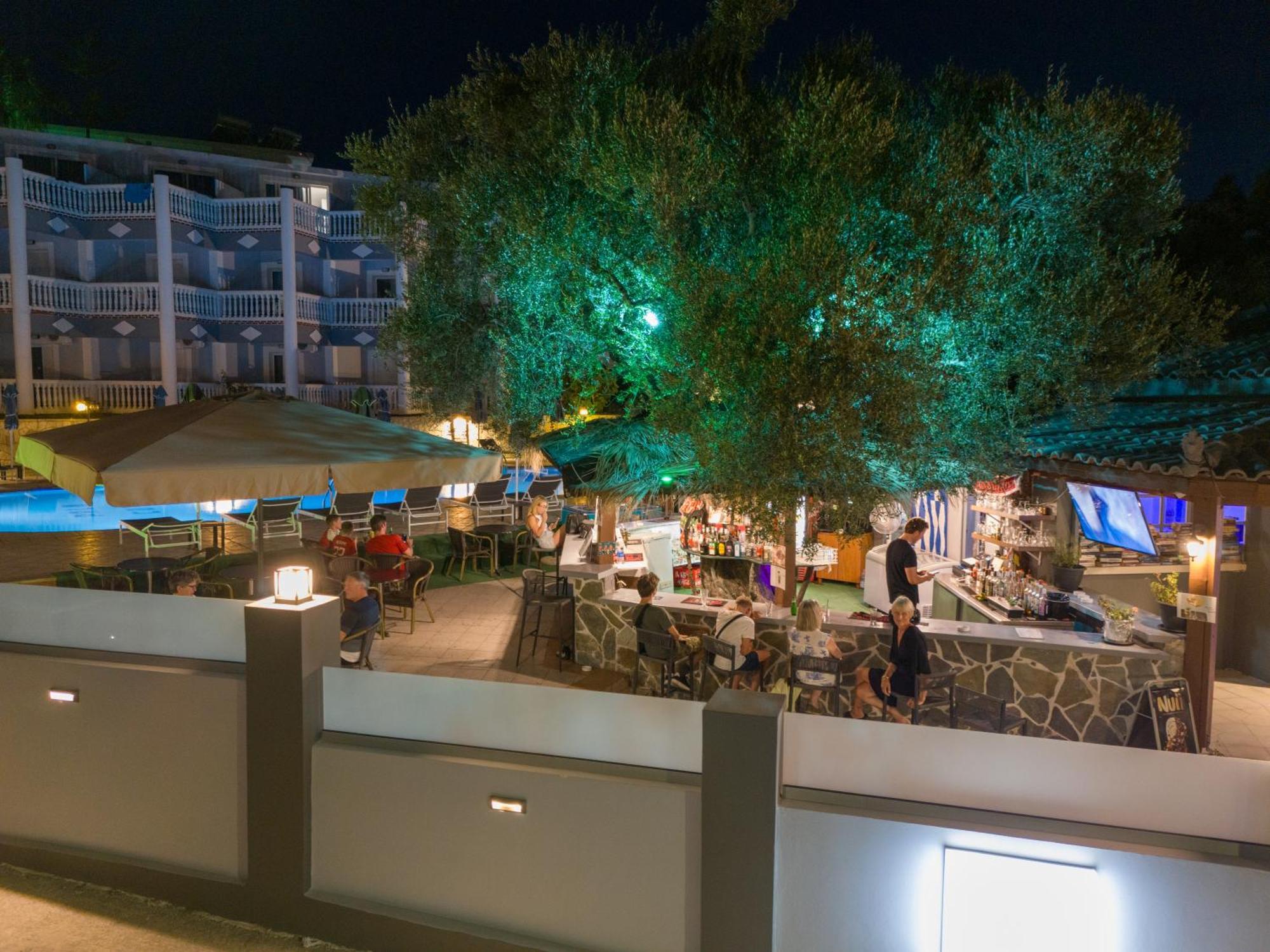 Callinica Hotel تسيليفي المظهر الخارجي الصورة