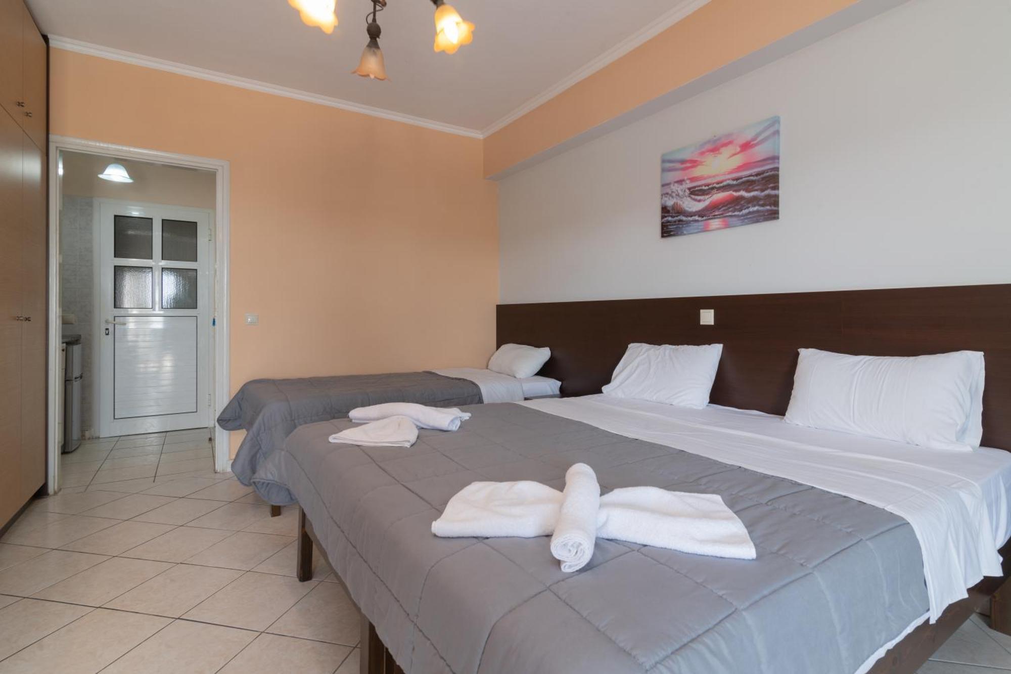 Callinica Hotel تسيليفي المظهر الخارجي الصورة