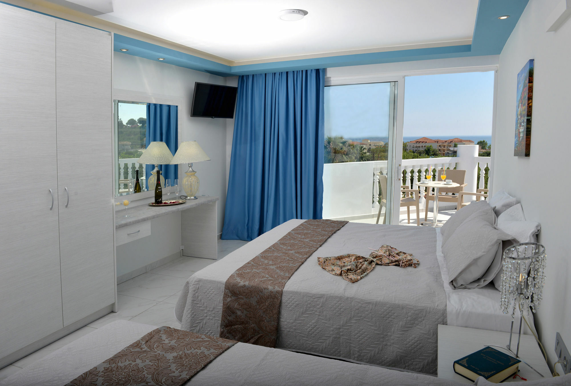 Callinica Hotel تسيليفي المظهر الخارجي الصورة